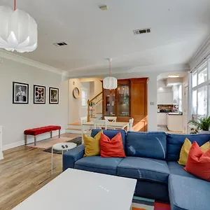 Hip And Spacious Midtown Near Beale Street Holiday home Memphis